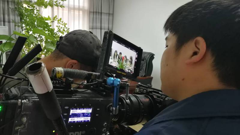 剧本杀式体验：梁子湖区广告片拍摄公司构建沉浸式消费决策路径